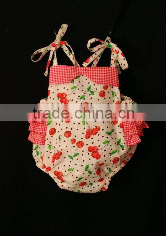 2015 Hot sale gingham seersucker Ruffle shirt for USA Children Blouses