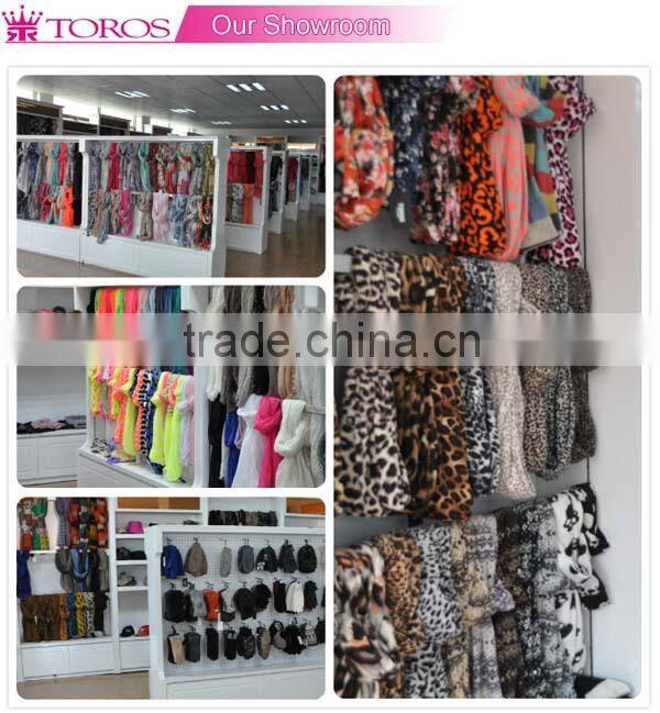 VINTAGE TEXTURED BOUNCY WRAP YARN WINTER BUBBLE RUFFLE SCARF