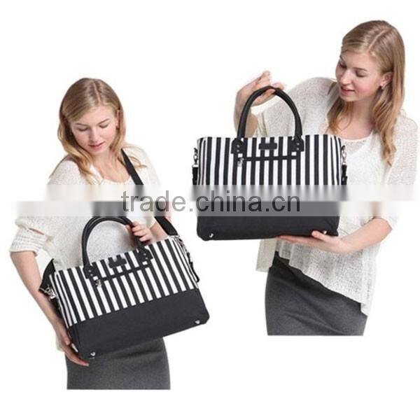 Enrich fashionable baby diaper bag with change mat