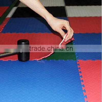2016 new hot sale Amercian Popular Plastic Premium Garage Tiles