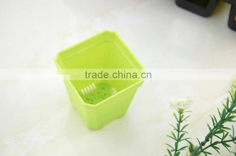 Plastic Flower Pot Rack -12 Grid