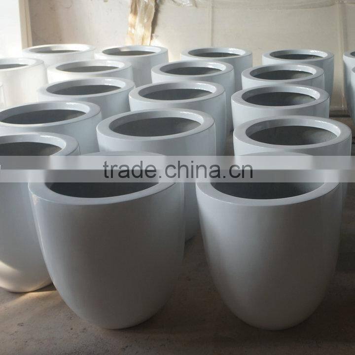 Modern white fiberglass vase pot
