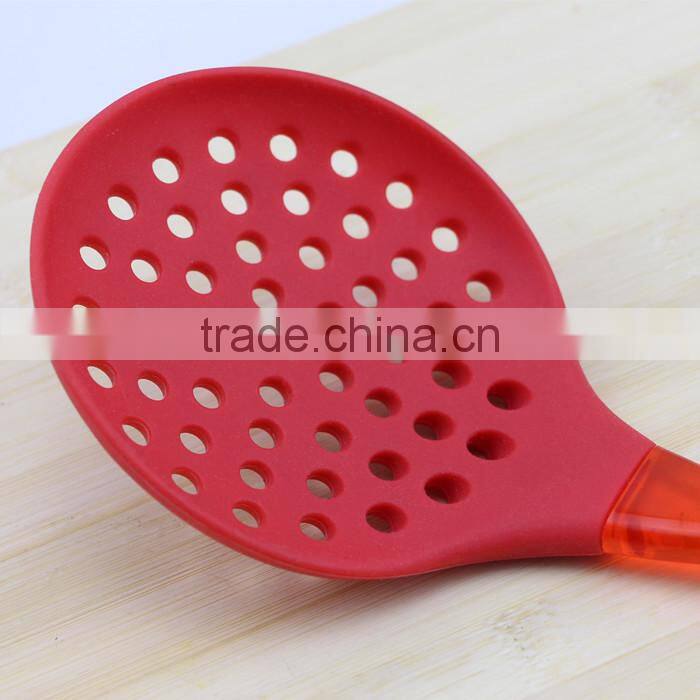 Nylon Handle Red Color Silicone skimmer