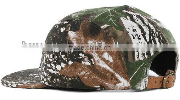 Custom fashion camo 5 panel cap with woven label/ camo cap