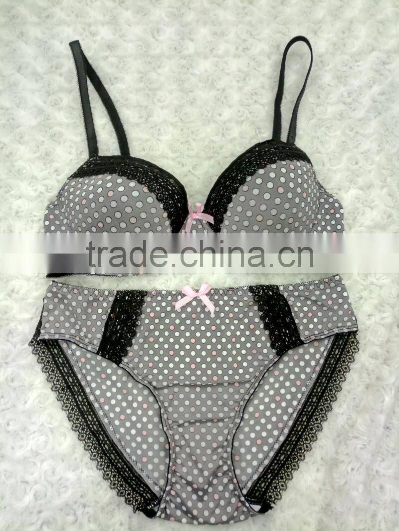 Fashion new design sexy purple and black sexy fancy bra panty set