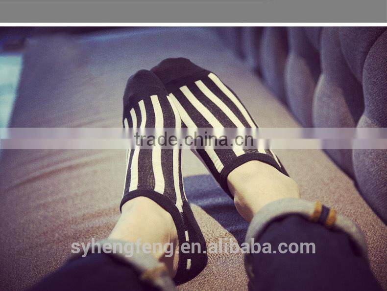 2015 hot style wholesale fashion man socks stripe socks