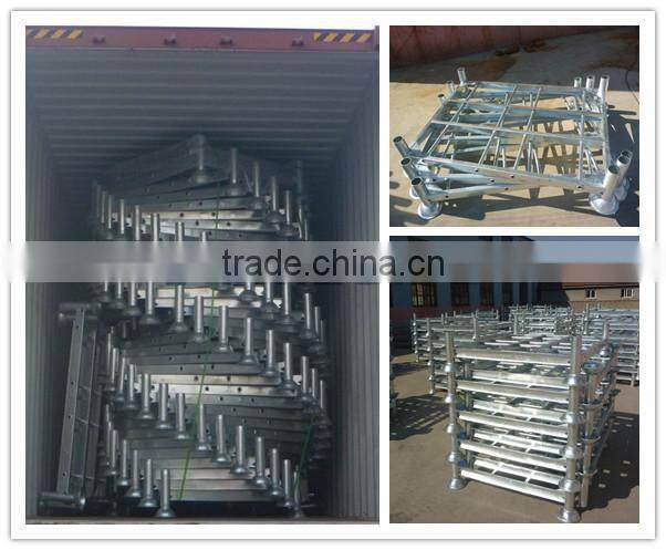 Warehouse stackable metal post pallet