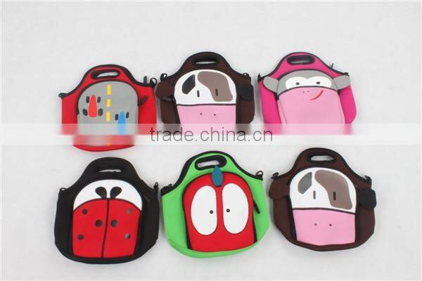 Neoprene animal kids lunch bag with shoulder girdle