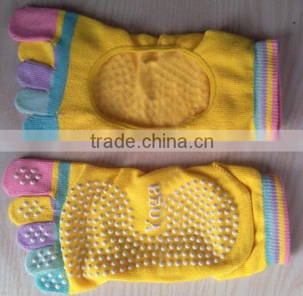 Amazon Supplier Non Slip Full Toe Women Cotton Pilates Strong Grip Non Slid Yoga Socks