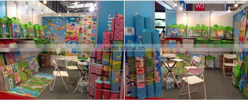 EPE kids crawl carpet