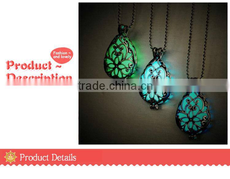 2015 hot sale Fashion Necklace women kids pendant necklace Glow in the dark