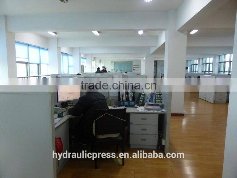 YF32-3000 Steel Pipe Straightening Hydraulic Press