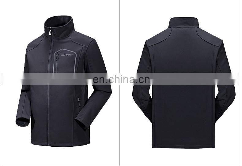Custom Waterproof Softshell Jacket Breathable Outdoor Jacket For Men