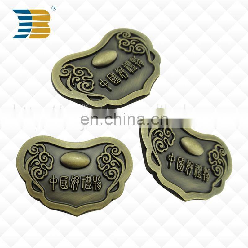 High quality bronze carved custom metal charm pendant
