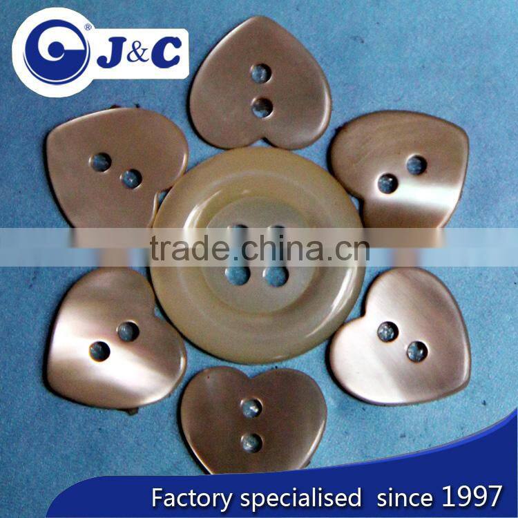 manufacture white mother of pearl shell buttons,MOP shell buttons,flower shape MOP shell buttons