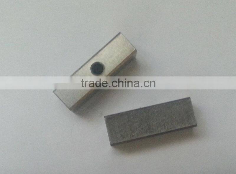 Universal AI Parts 14077000