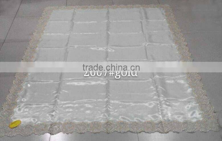 Polyester white tablelcoth with lace