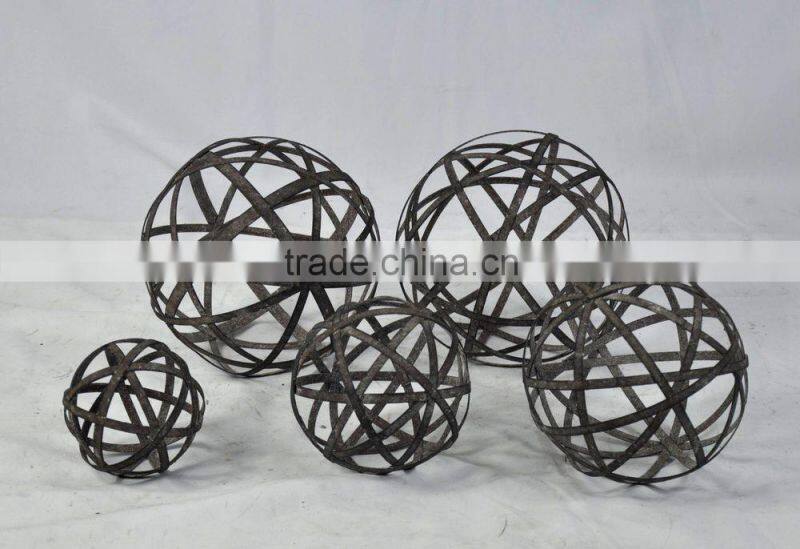 13B537MC-J Small vintage wrought iron ball ,wholesale garden art deco ornaments