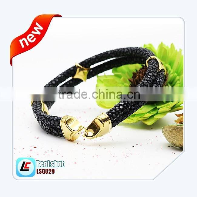 Most popular genuine bracelet men ,high class red stingray cord for watch lovers,fashion wrap bracelets leather treaty bracelet