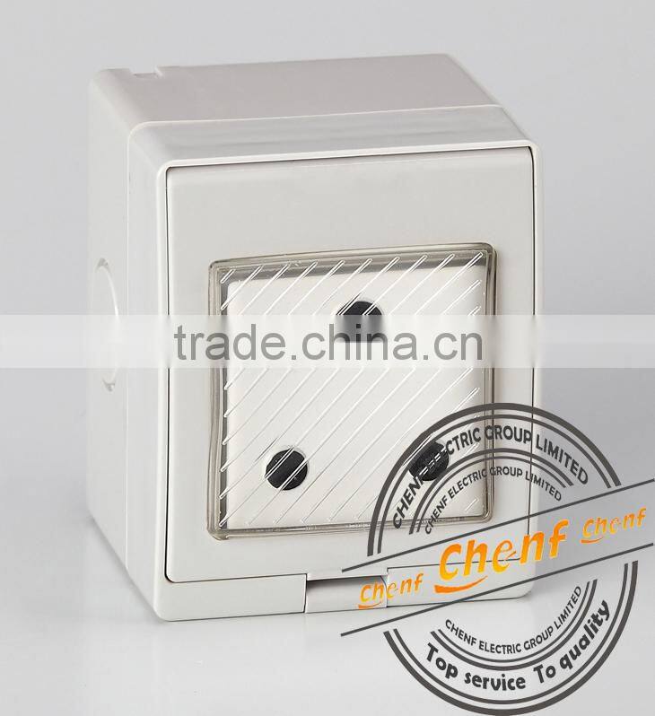 Newest High Quality 110V 16A Waterproof Socket with Cover Outdoor Use