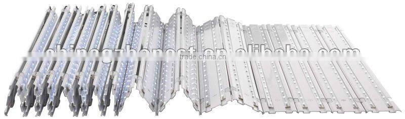 Double sided led backlit highway unipole