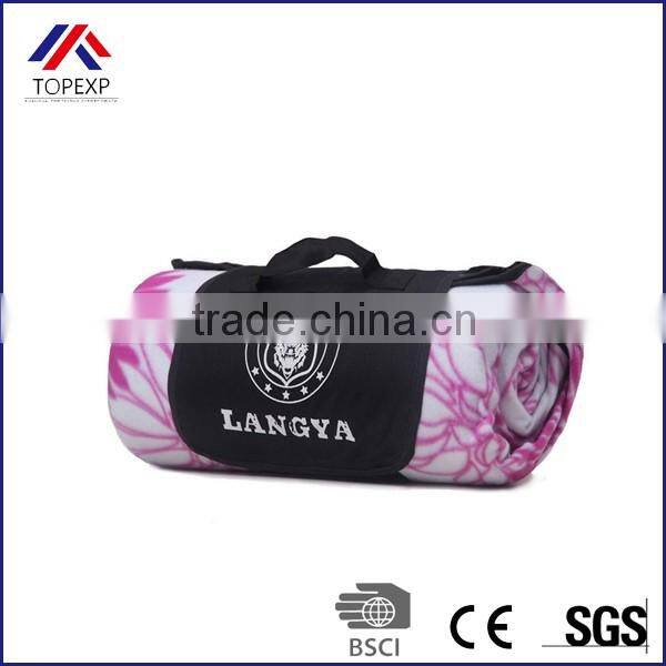 Pocket Picnic Blanket Polar Fleece Blanket For Travel