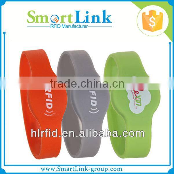 cheap RFID contactless smart silicone wristband,13.56 MHz S50 1K chip bracelet,customzied logo printing