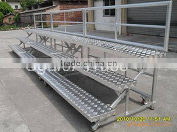 Folding stage riser for taking photo collapsible riser
