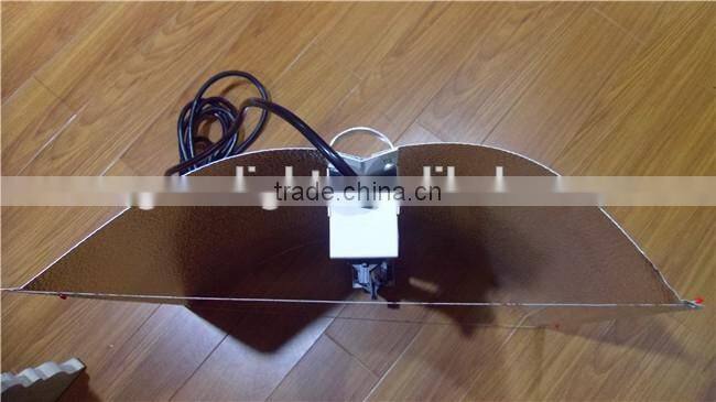 Adjust-A-Wing Avenger Large Light Reflector w/Cord