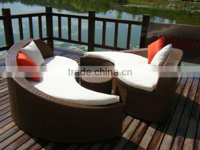 PE rattan outdoor furniture or patio wicker garden sofa