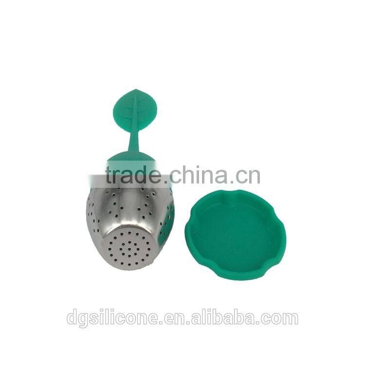 China manufacturer Eco-Friendly silicone tea infuser Leaf shape tea infuser water bottle