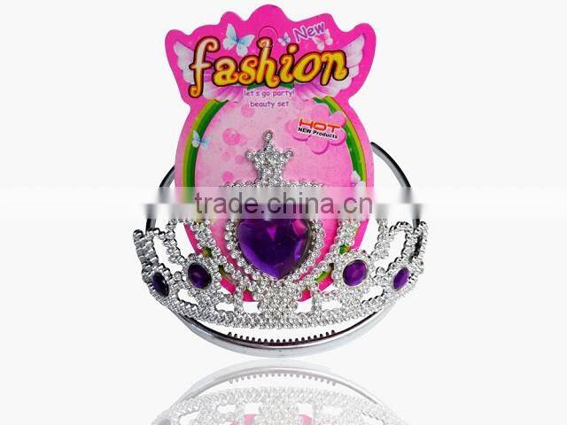 plastic toy crowns tiara