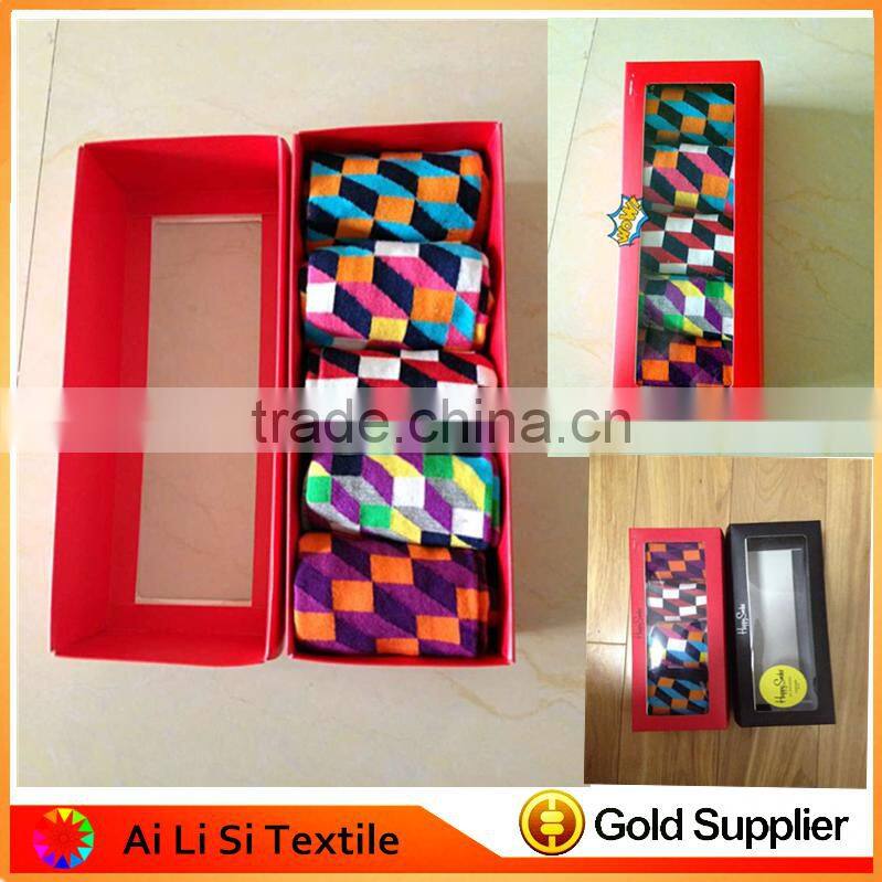 Hot selling Christmas Kawaii Funny Sock Stripes Argyle Colorful Men's Dress Socks made in China