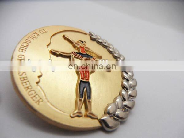 High quality Coins shape Gold plated Cheap custom design badge with flat tip