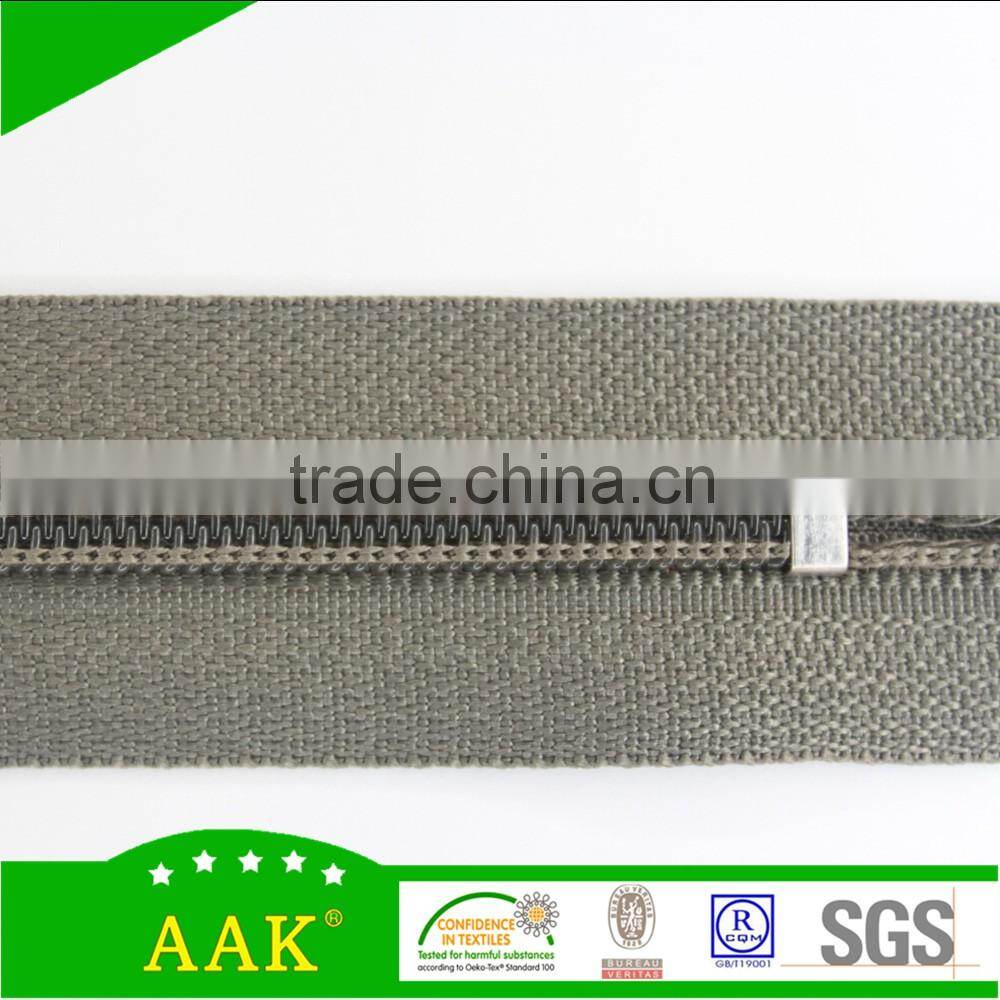 4#Close end nylon custom slider zipper