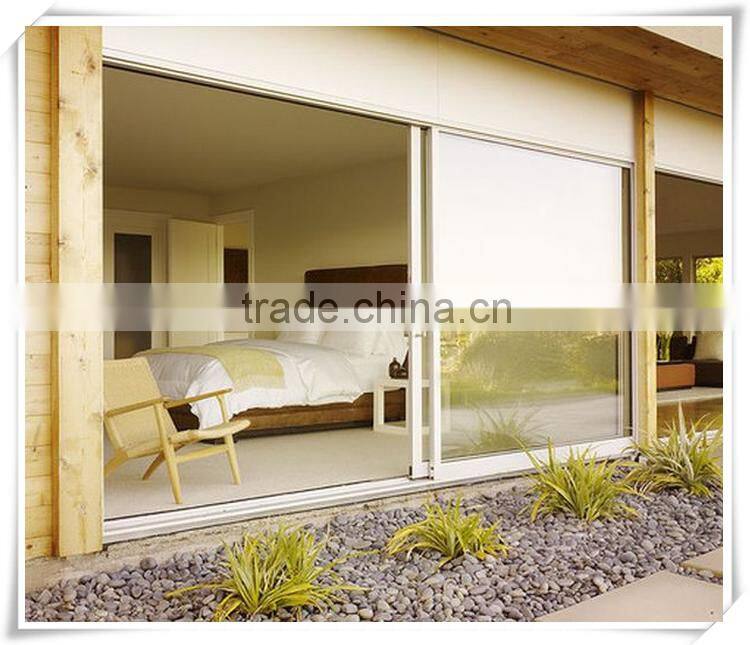 Mechanism for sliding doors