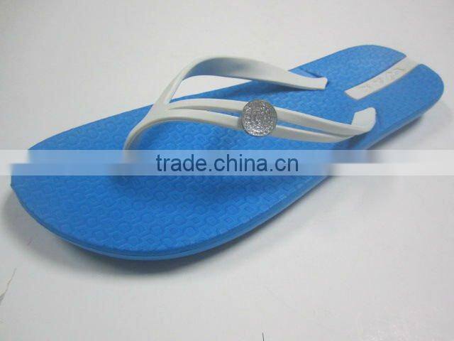 2013 plastic sandals from liyoushoes