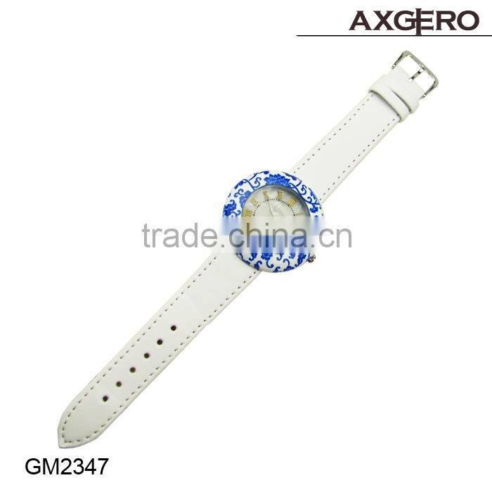 2016 new arrival fashion vintage quartz leather watch women