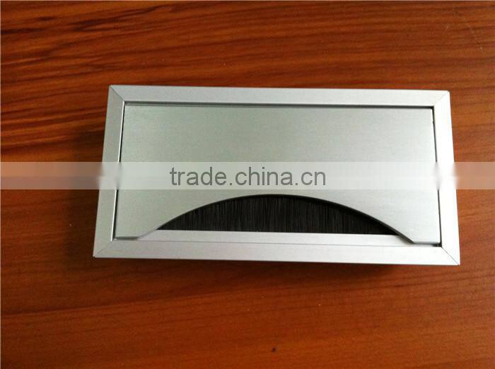 BW-T640A Office Furniture Wire Box For Table Top/Cable Management Cubby With Brush