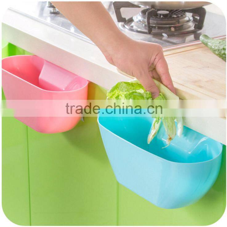 easy hanging trash can for kitchen