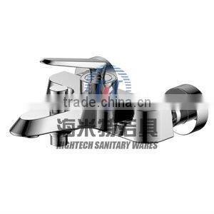 NEW Single Handle Chrome Wall-mount Bathtub Faucet