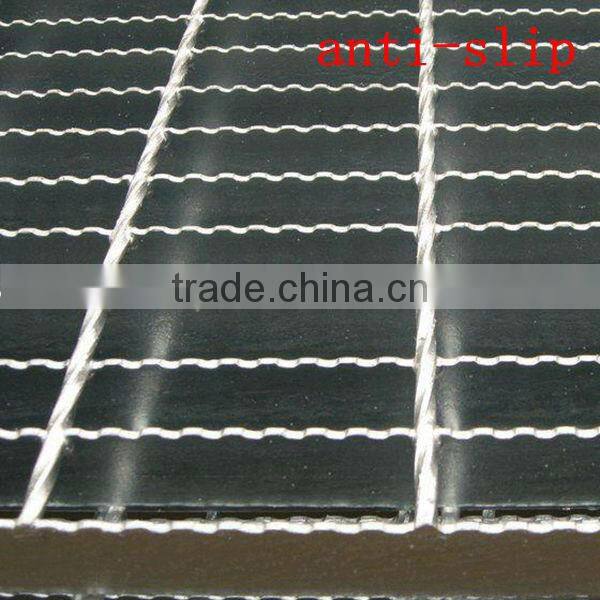 swimming pool gutter grating/stainless steel grating with gutter(factory)