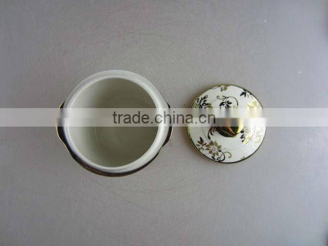 round electroplated ceramic tureen with cover