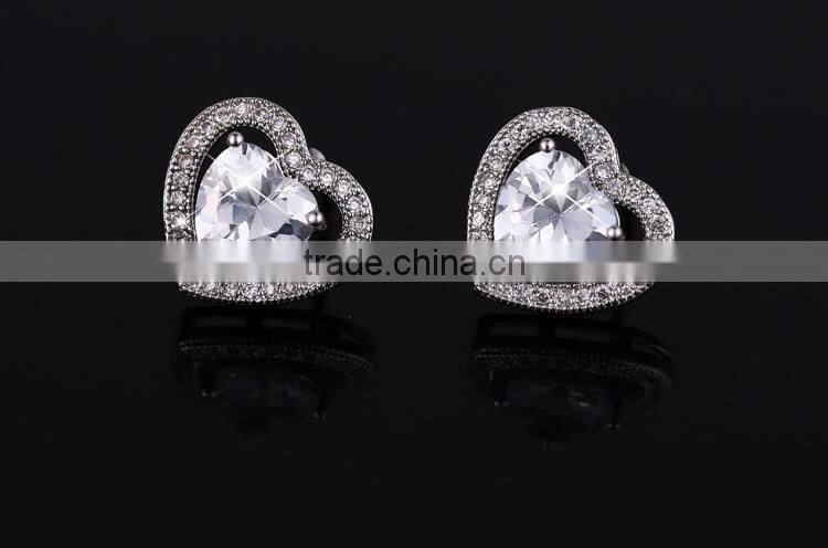 Wholesale Stock Small Order Fashion Women Heart-shaped Zircon Earrings