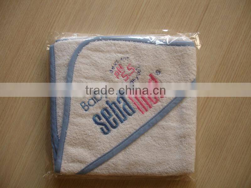 100% cotton terry baby wrap towel with animal embroidery