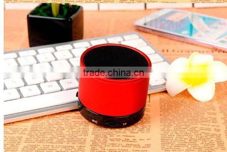 China low price hot selling round bluetooth high end speaker