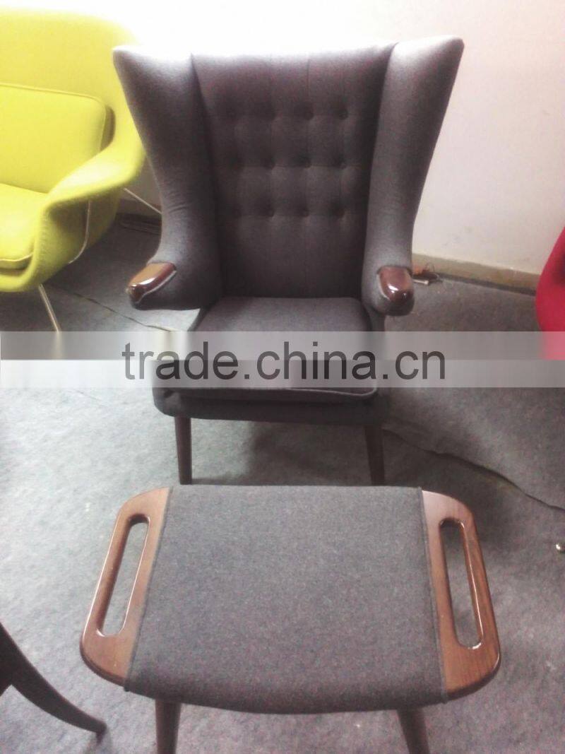 Hans J Wegner classic design papa chair with ottoman