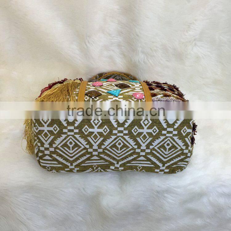 Vintage-Inspired women's shoulder bag patterns Trends Crafts & Gifts shopping bag