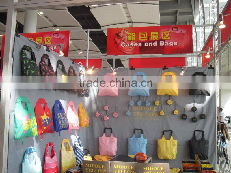 New style foldable backpack