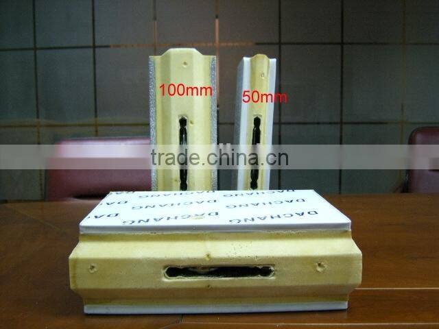 Freezing chamber for frozen meat storage